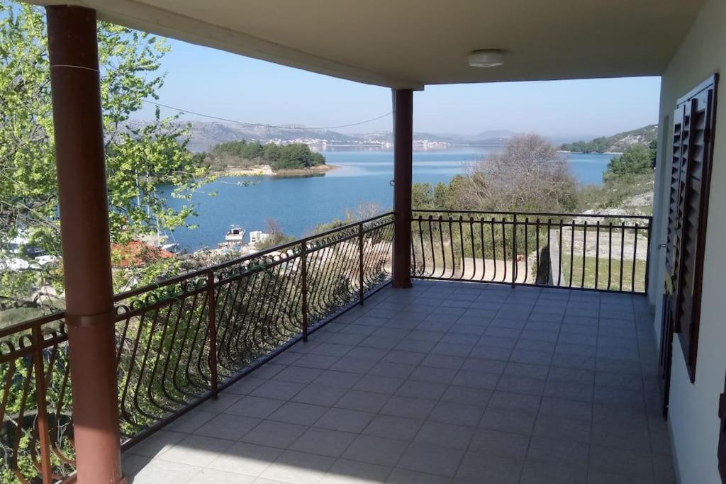 Ferienhaus Am Wasser - Kuca Rio - Iberische Finca In Dalmatien Bilice Zewnętrze zdjęcie